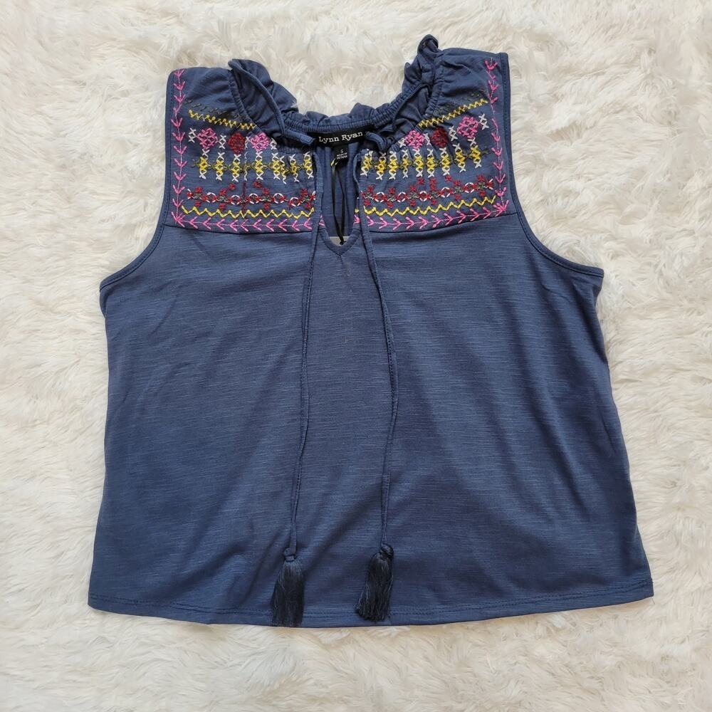 Lynn Ryan Blue Embroidered Ruffle Neck‎ Tie Front Sleeveless Top Women's Size S